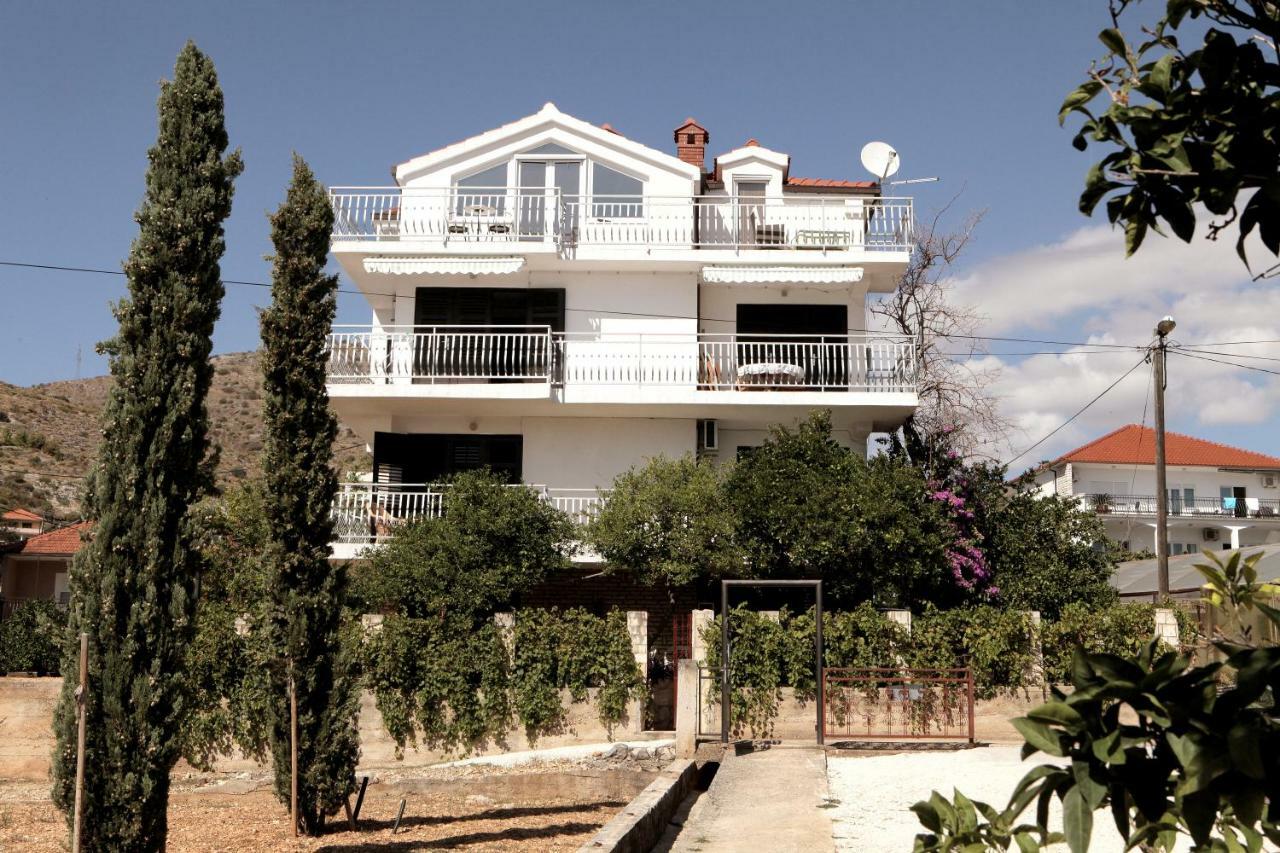 Vila Nataly Trogir Exterior photo
