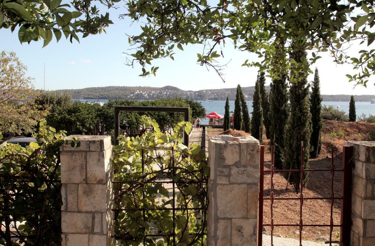 Vila Nataly Trogir Exterior photo
